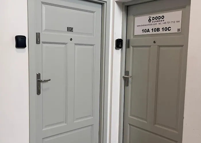 Dodo Acomodo 5 شقة كاتوفيتسه